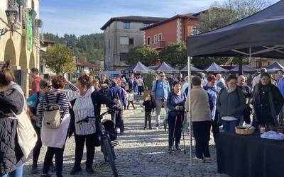 [ARGAZKI GALERIA]: "Abadiñoko azoka ohiturazko eguna bihurtu da herritarren agendan"