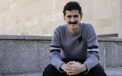 Tom Lizarazu: "Sorkuntzak merezi du horrelako pausa bat"