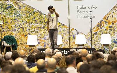 Leitzako saioa irabazita, Nafarroako Bertsolari Txapelketako finalean izanen da Julio Soto