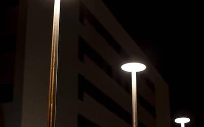 Ugarte Bidea eta Andaparako argiteria berritu ditu Zornotzako Udalak