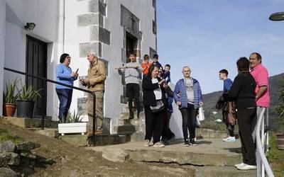 470 urte beranduago ere, San Martin egunean kanpai hotsak nagusi