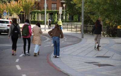 Zirkulazio ordenantza "argia, erabilgarria eta segurua" gura du EAJk