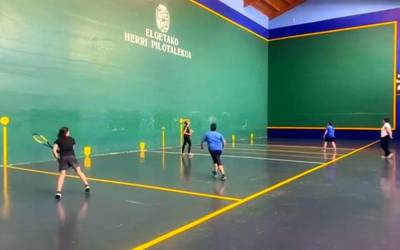 Elgetako Frontenis txapelketa azken txanpan