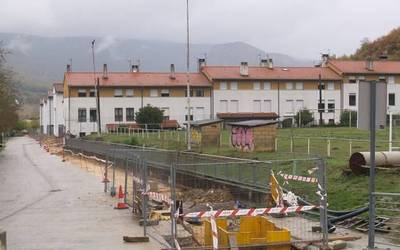 Itxesi eta Errekabitarte kaleetako lanei azken bulkada