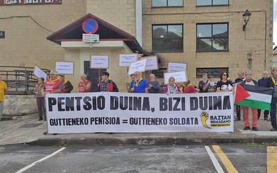 Azaroko elkarretaratzea astelehenean eginen dute Baztan-Bidasoko pentsiodunek