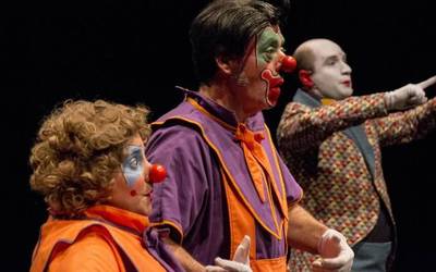 'Pailazo' ikuskizunarekin izango dira bihar Zumaian Txirri, Mirri eta Txiribiton