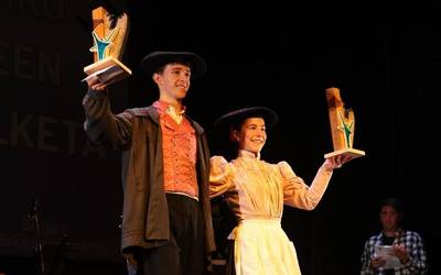 Euskal Herriko Bikote Gazteen Dantza Solte txapelketa iruditan