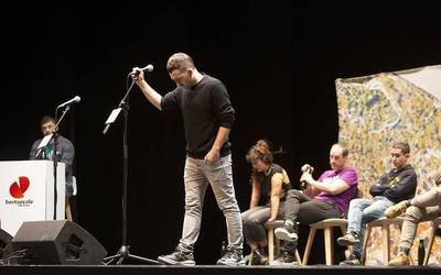 Joanes Illarregik irabazi du Tafallako saioa eta argitu da zein zortzi bertsolari ariko diren finalean kantari