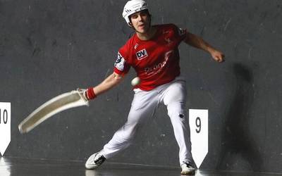 Oriamendi 2010 enpresako erremontistek erremontearen geroa bermatzeko eskatu diete erakundeei