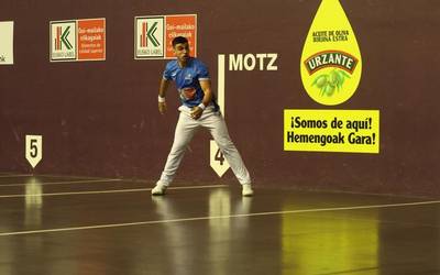 Muruak Uarkapen jokatuko du Binakako Txapelketako lehen partidua