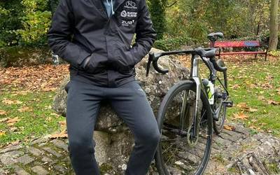 Caja Ruralek Beñat Iñarra txirrindulari aramaioarra fitxatu du