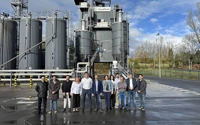 Javier Hurtadok Steelphalt enpresak Espaniako Gobernuaren aldetik jasotako 2,4 milioi euroko dirulaguntza jarri du balioan