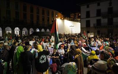 Isilune Zirkuluak Mendebaldeko Sahararen aldarriak eramango ditu bihar plazara