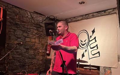 Algarakak 'stand-up' tailerra antolatu du Bergarako UNEDen