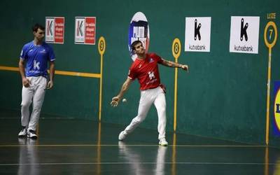 Zabaletak eta Ezkurdiak garaipenekin mustu dute Binakakoa, Martijak punturik gabe