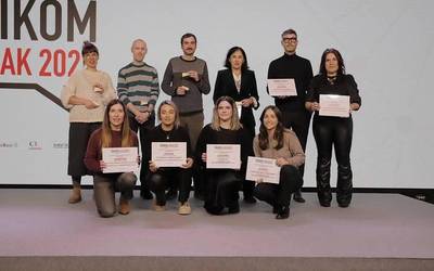 Goienaren 'Puntua', Aiaraldea eta Antxeta Irratia saritu ditu Tokikomek