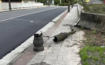 Beste farola bat botata Olean