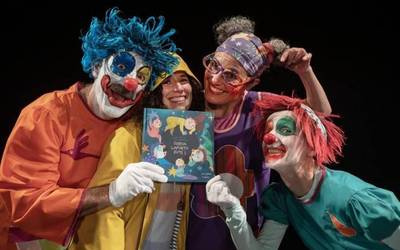 Katxiporretako pailazoekin zerua begiratzeko hausnarketa