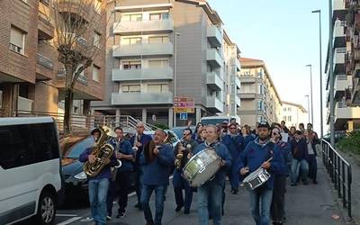 Kalera aterako da Zumai txaranga bihar, Santa Zezilia eguna ospatzeko