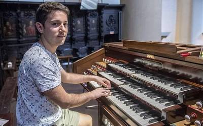 Organo kontzertua emango du Mikel Ansolak igandean, parrokian