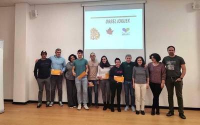 Metroterdi taldea nagusi, Maxixatzen elkartearen Orbel Jokoak lehiaketan