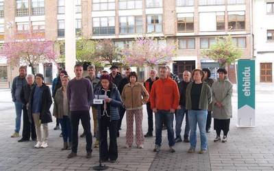 EH Bilduk Kongresura eraman du tren publiko eta sozialaren alternatiba