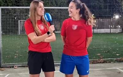 Atseden luze baten ostean, Uribe Kostako zenbait emakume zelaira itzuli dira