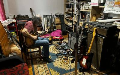 Akelarre taldeari eta Lurdes Iriondori buruzko dokumentalak emango dituzte Baztartxon