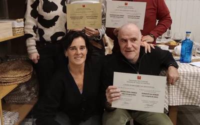 Odola ematearen garrantzia eta hiru antzuolarri aitortza