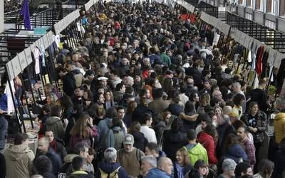 Albistegia: 2025-12-05