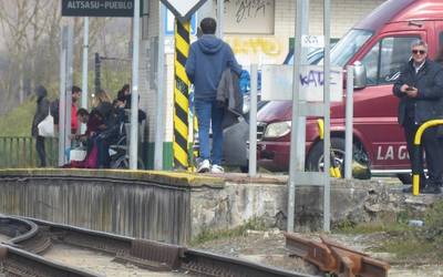 Arabako Lautadako tren zerbitzuaren erabiltzaileendako informazio sistema berria