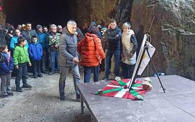 [ARGAZKIAK] Mikel Zabalza gogoan izan dute Endarlatsan