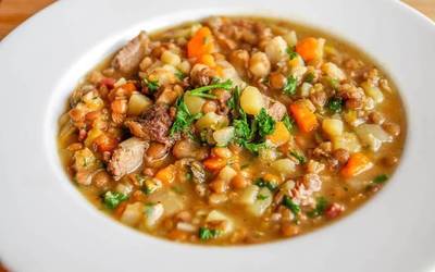 Astelehenetan lentejak