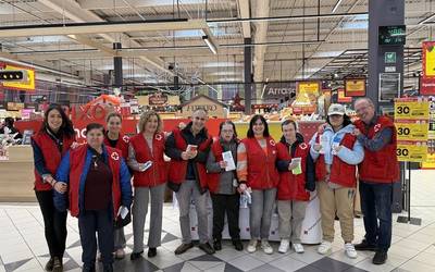 'Jostailu hezitzailea' kanpainarekin buru-belarri dabil Gurutze Gorria