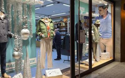 Gabonetako erakusleiho dotoreena hautatzeko epea zabalik Aretxabaletan