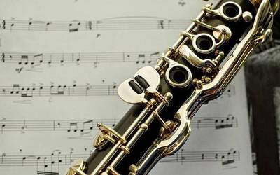 Bizkargi musika eskolakoek biolin eta klarinete entzunaldia eskainiko dute bihar