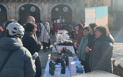 Azokaz bete dira bailarako herriak Gabonei ongietorria egiteko