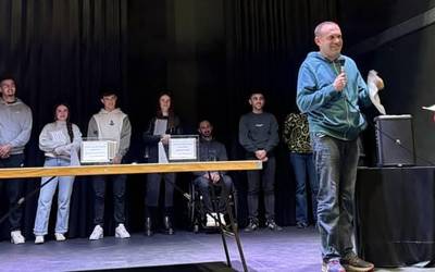 Gure kirolari onenak, sarituak