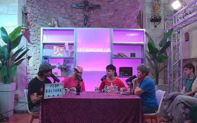 Flop Kultura Durangoko Azokan AimarZ eta Itxaro Bordarekin