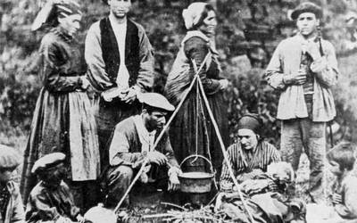 Noiz eta nola iritsi ziren ijitoak Euskal Herrira? Estigmatizatutako herri baten historia