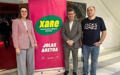 672 gazte euskarazko 'unibertso digitalean' murgiltzen ari dira