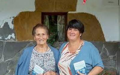 Bizitza baten txatalak, andre bat lurrari emana