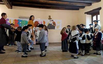 Eguberrien bueltan hainbat hitzordu antolatu dituzte Legasan eta Narbarten