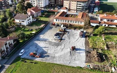 Hasi dituzte Landazelaietan osasun zentroaren gibeleko aparkalekua handitzeko lanak