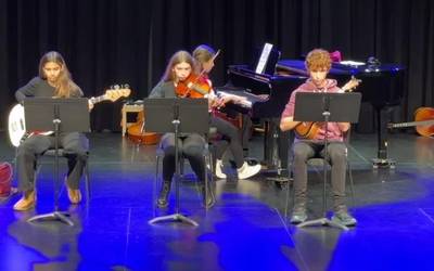 'Badira hiru aste' Arrasate Musikaleko ikasleen eskutik