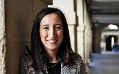 "Isotopoekin iraganeko lagunen identitatea berreskuratzen dugu"