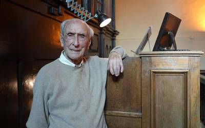 Juan Mari Aizpurua, bizitza oso bat Itziarko Santutegiko organoaren atzean jarrita