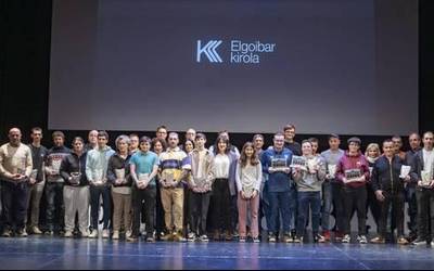 23 lagunek jaso dute aitortza 2025eko Kirol Federatuaren Urteko Sarietan