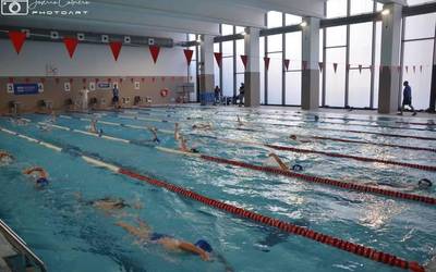 “Igerian gozatu, osasuna hobetu!” igeriketa erronka egingo dute abenduaren 15etik urtarrilaren 11ra bitartean