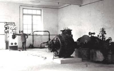 1947: Artzabalgo zentral elektrikoa